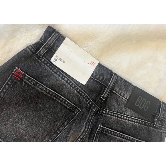 BDG Urban Outfitters '90s Free Mid-Rise Bootcut Jean‎ Black Embellished 28 NWT - Picture 5 of 7